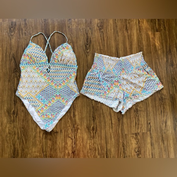 Jessica Simpson Multicolor One Piece Swimsuit with Shorts - Picture 1 of 7
